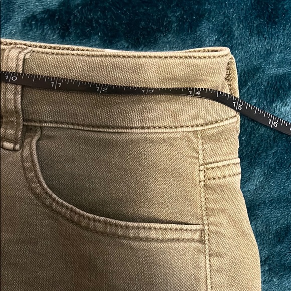 American Eagle Outfitters GREEN Hi-Rise Shortie Denim Shorts size 8 - Picture 11 of 12